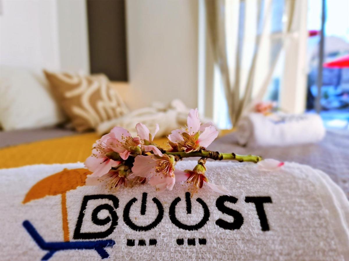 Holiday House Boost With Heated Pool Klis エクステリア 写真